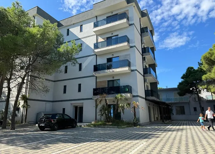 Seaside Sun And Fun *